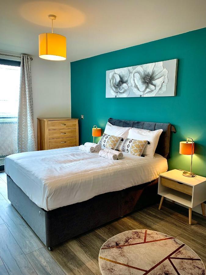 Birmingham Chinatown Insta-Style Apartments Bagian luar foto