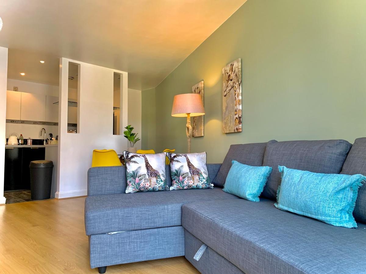Birmingham Chinatown Insta-Style Apartments Bagian luar foto