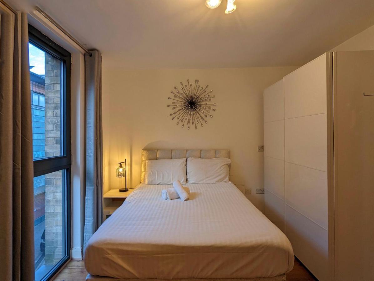 Birmingham Chinatown Insta-Style Apartments Bagian luar foto