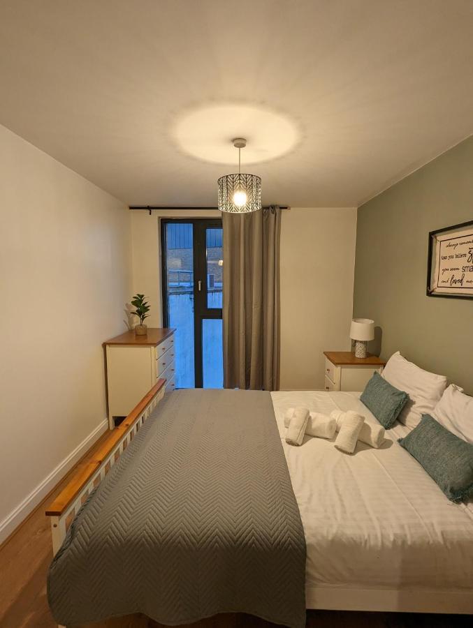 Birmingham Chinatown Insta-Style Apartments Bagian luar foto
